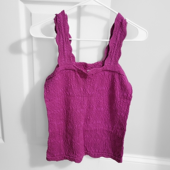Pink Republic Tops - Womens Pink Textured Tank Top Size L/XL